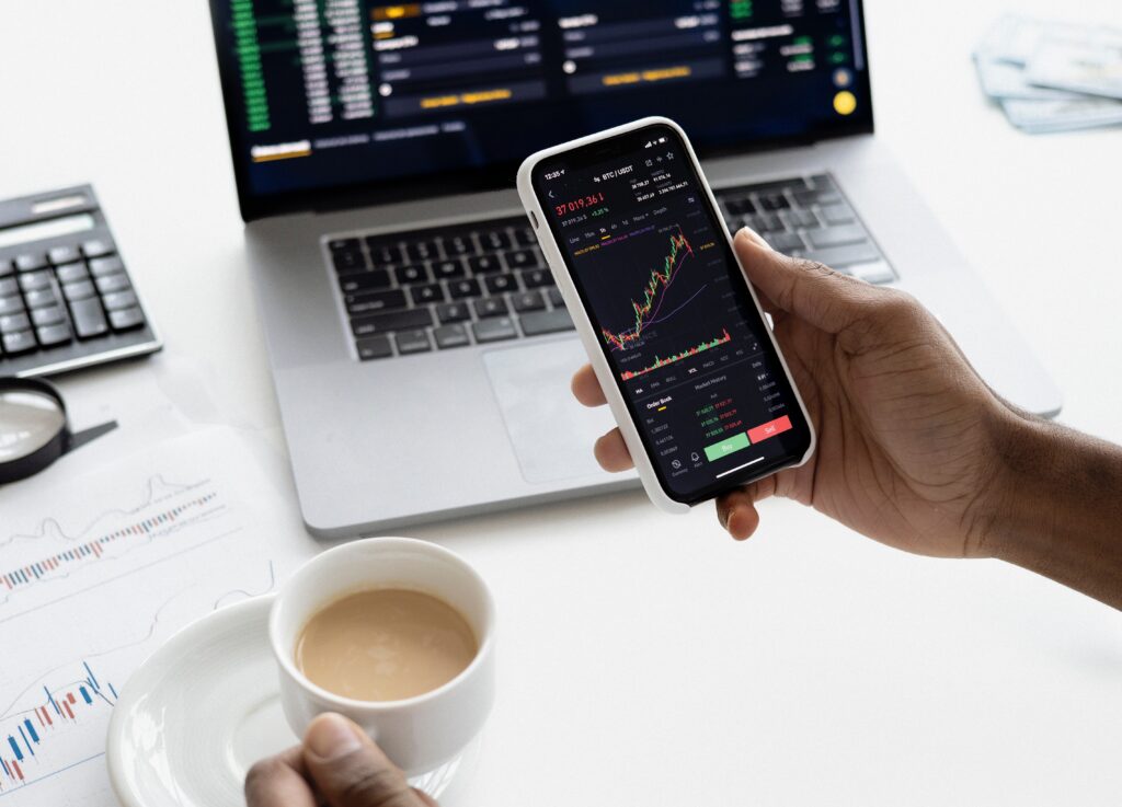 Uitgelichte afbeelding bij Investeren in valuta- en grondstoffenmarkten